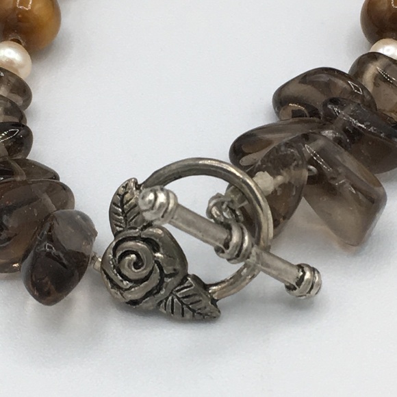 T-clasp Stone and Bead Bracelet - Picture 2 of 4